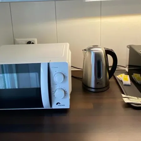 H2 With 3,5 Rooms, 2br, Living And Kitchen, And Quite Apartamento *