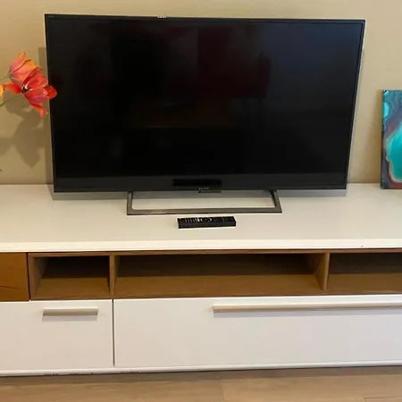 H2 With 3,5 Rooms, 2br, Living And Kitchen, And Quite *