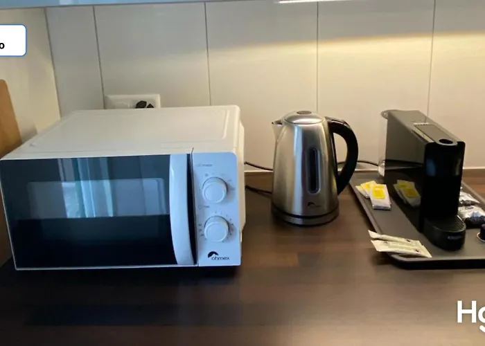 H2 With 3,5 Rooms, 2br, Living And Kitchen, And Quite Apartman *